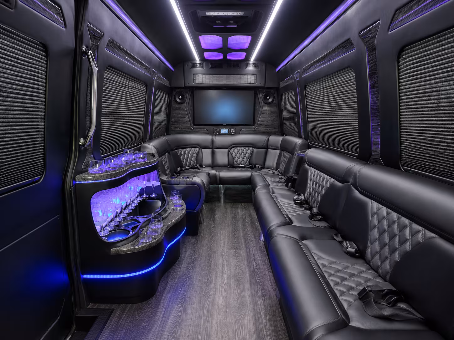 bloomfield 40 passenger party bus
