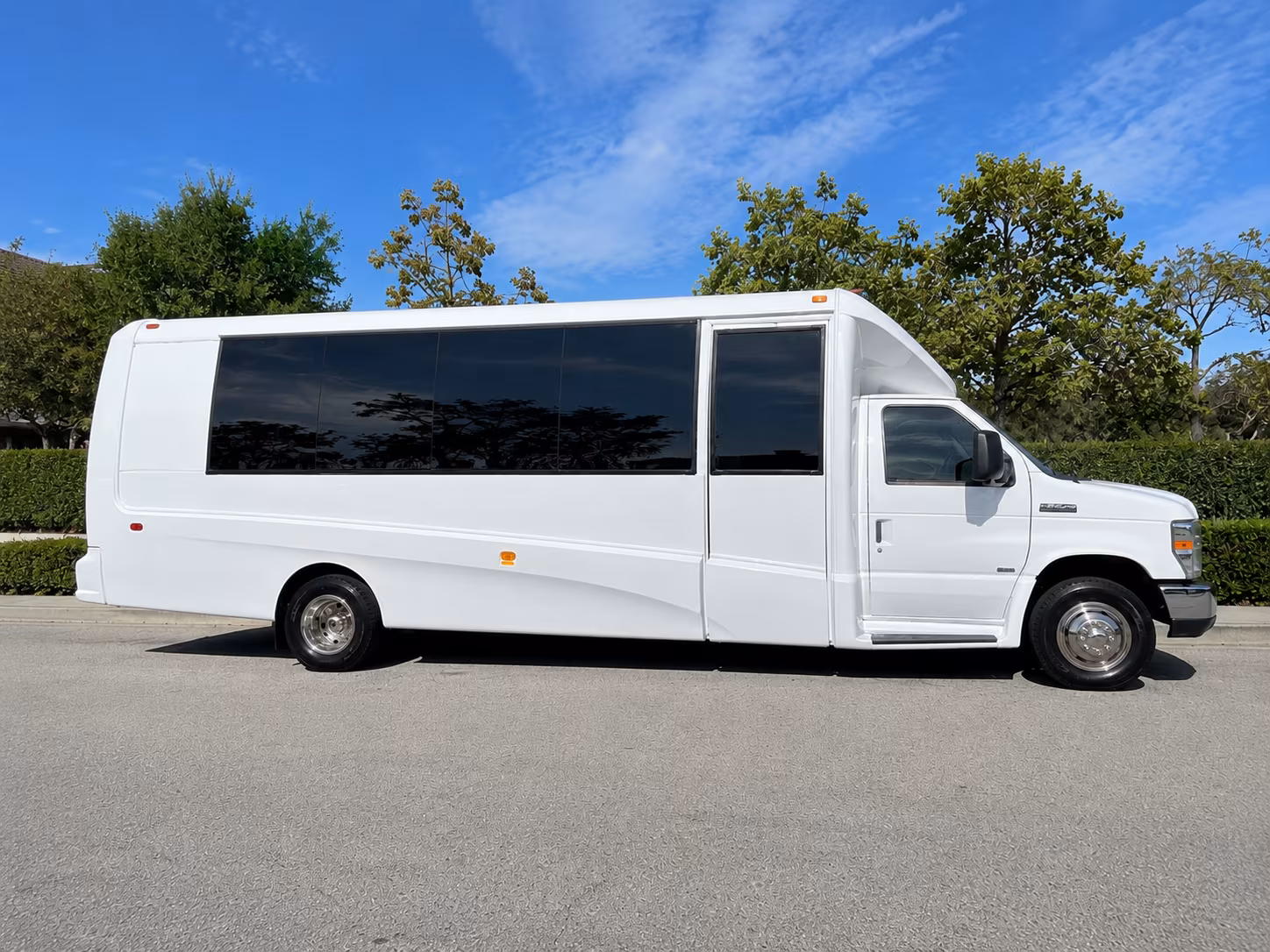 got 30 seconds get prom bus pricing for bloomfield right now