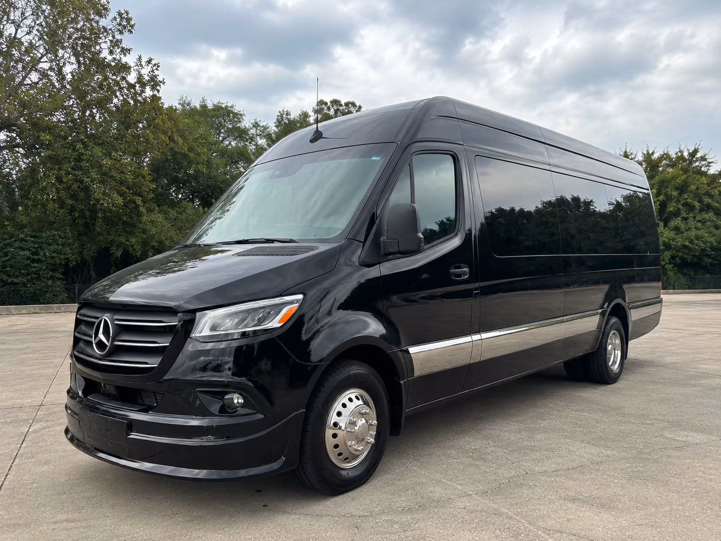 jersey city employee shuttle services throughout jersey city and new jersey
