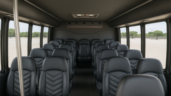 bloomfield 20 passenger minibus rental